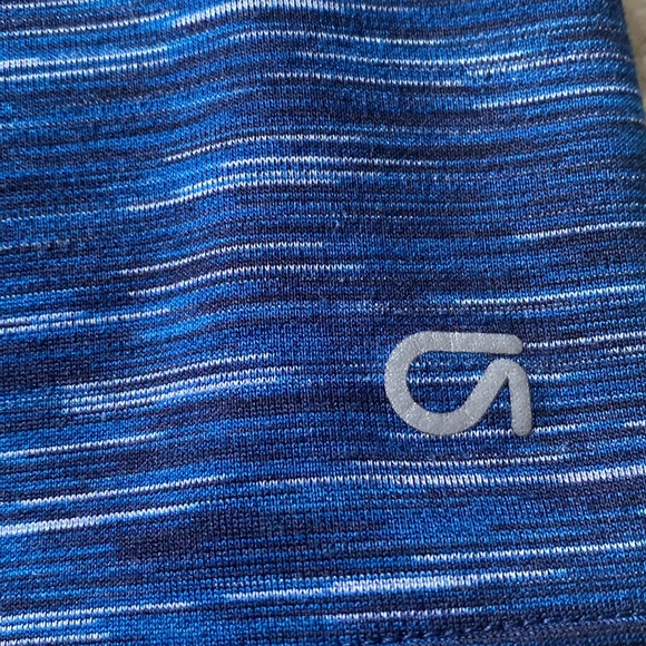 Gap Fit pullover hoodie. - Picture 5 of 6